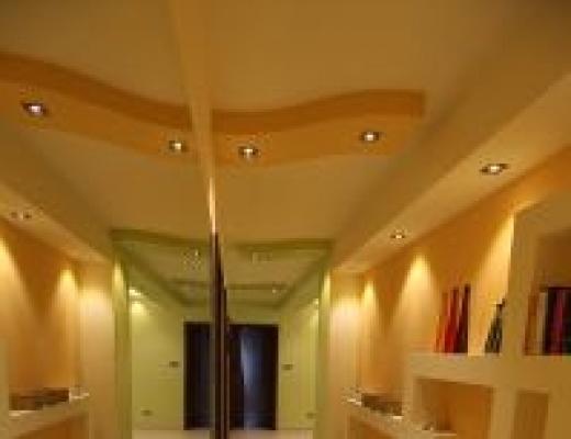 Folyosó és nappali LED-es megvilágítása