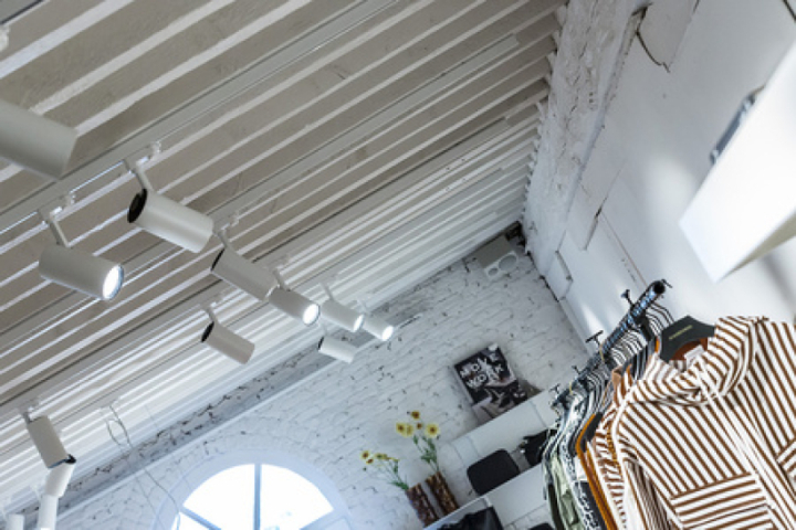 MasterLED Idar 1 fázisú sínre szerelhető lámpa GU10-es foglalattal, fehér