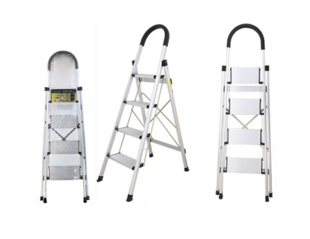 Crownman Négylépcsős Összecsukható Létra 143cm 150kg 